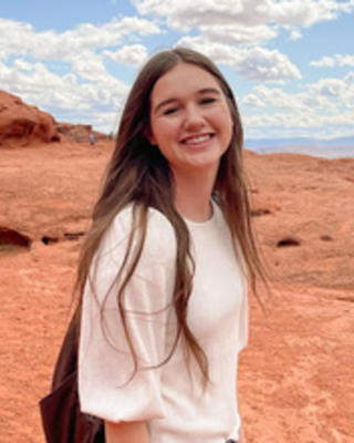 Anna Everett profile picture